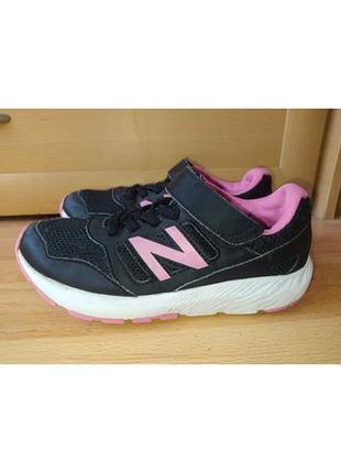 Кросівки new balance 32 розмір