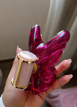 Літній фруктовий жіночий парфум carolina herrera la bomba 80ml