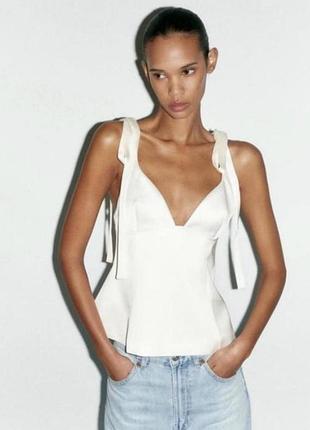 Zara атласний топ з бантами на бретелях