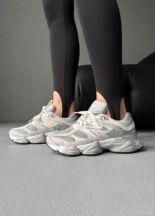 Жіночі кросівки new balance 9060 light grey/beige