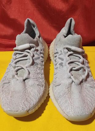 Стильні текстильні кросівки adidas  boost