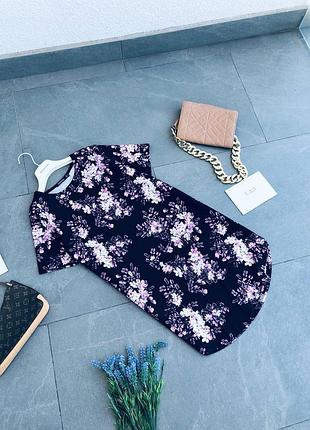 Платье-футболка boohoo с этикеткой
