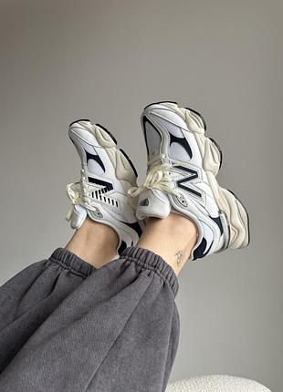 Жіночі кросівки new balance 9060 white/beige/dark blue