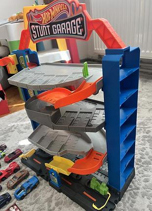 Парковкa hot wheels 3