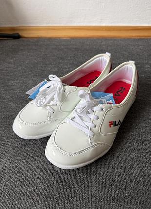 Нові лакові кеди fila оригінал, memory foam, 40 р. / 26 см