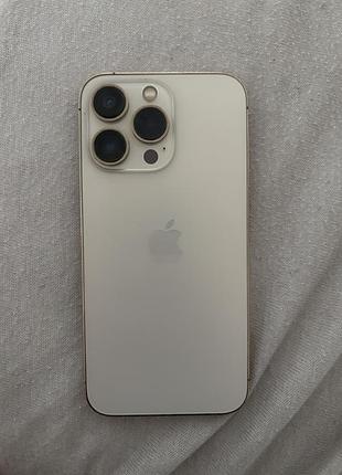 Iphone 13 pro esim золотого коліра . гарний стан