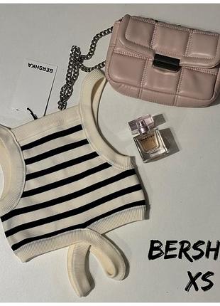 Топ жіночий bershka розмір xs