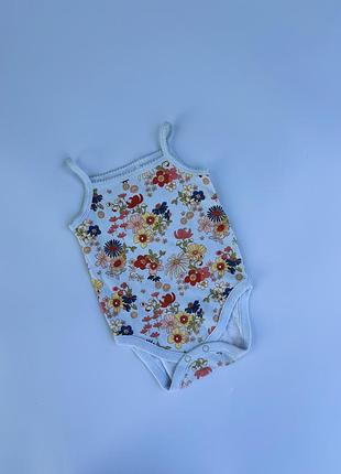 Ніжне літнє боді-майка в ретро-квіти від next baby