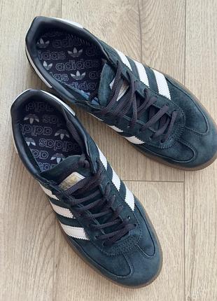 Оригінальні замшеві кросівки adidas handball spezial db3021.