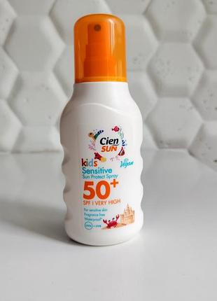 Солнцезащитный детский спрей водостойкий spf 50 cien kids sensitive sun
