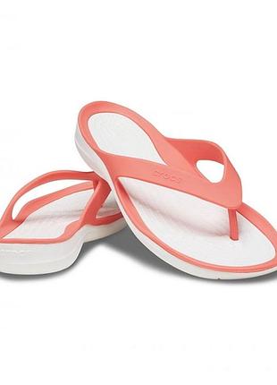 Crocs легкі вʼєтнамки для басейну або пляжу swiftwater flip w