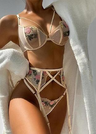 85в, 80с, (их л) невероятный соблазнительный комплект от lounge