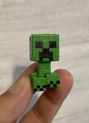 Іграшка kinder joy minecraft кріпер