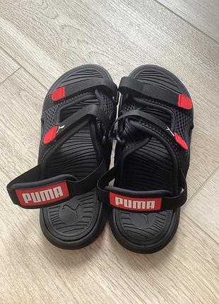 Босоніжки puma 35 р оригінал устілка 22,5 см