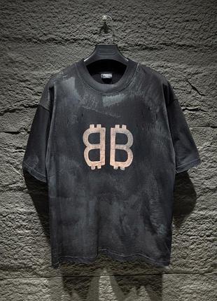 Футболка balenciaga