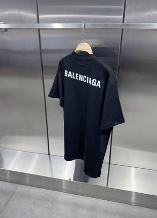 Футболка balenciaga