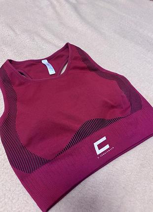 Спортивний топ c sportswear