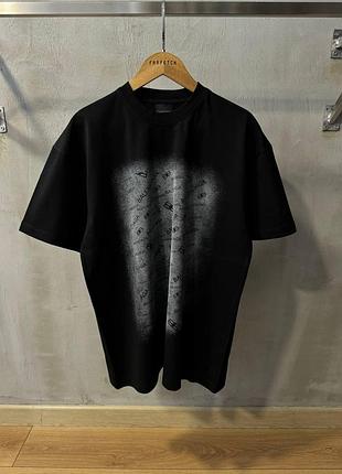 Футболка balenciaga