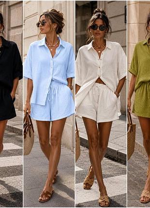 Легкий женский костюм