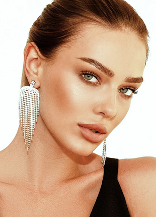 Довгі сережки з каскадом