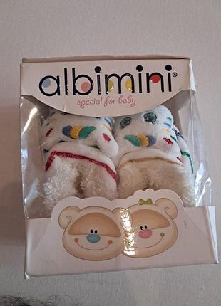 Детские пинетки-носочки albimini special for baby в подарочной упаковке белые, от 0 до 6 месяцев.
