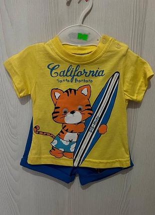 Літній костюм для хлопчика california жовта футболка та сині шорти 6-9 місяців 68 см