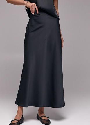 Атласна сатинова спідниця-міді uniqlo / чорна спідниця сліп на резинці,розмір s.