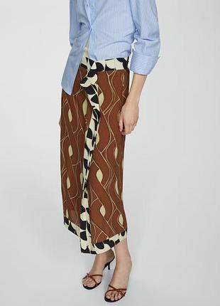 Принтована спідниця міді mango