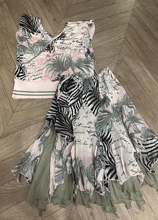 Костюм с юбкой blumarine