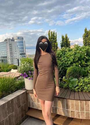 Сукня футляр в рубчик