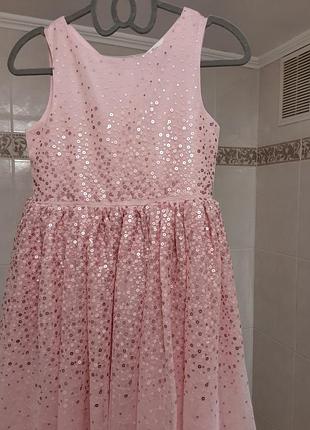 Платье (платье) праздничное на 6-7 лет