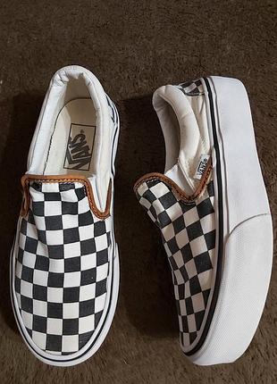 Детские, подростковые кеды, мокасины, мокасины vans оригинал. размер по бирке 36. по факту стелька 22,5см.