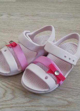 Босоніжки сандалі крокси рожеві crocs c8 25 розмір