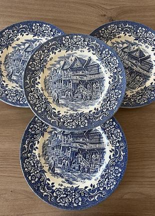 Великі тарілки від royal tudor ware