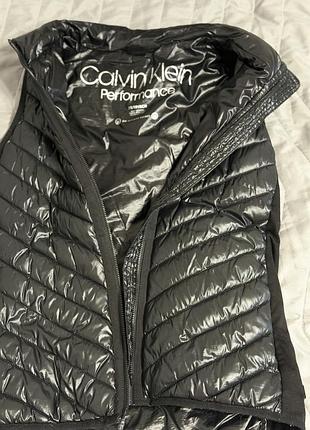 Безрукавка calvin klein(оригінал з америки!)