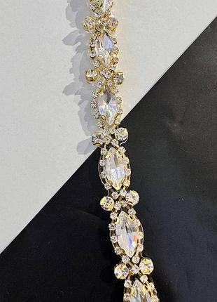 Термоклеевая тесьма со стразами (основа золото), crystal (ширина ~1 см) *1 м