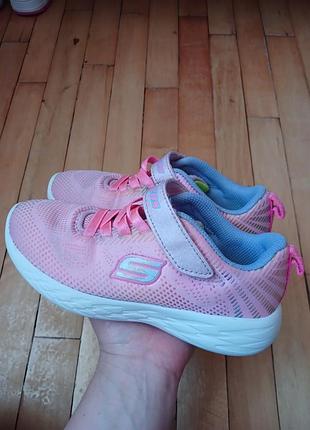 Легкие текстильные кроссовки на липучку skechers