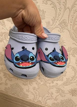 Сандалі crocs стіч c13