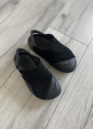 Дитячі сандалі nike