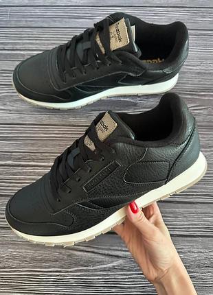 Reebok кроссовки