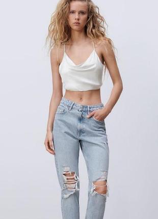 Голубые плотные джинсы мом с потертостями zara размер с