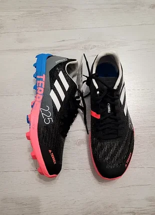 Оригинальный кроссовки adidas terrex speed pro sg новые
