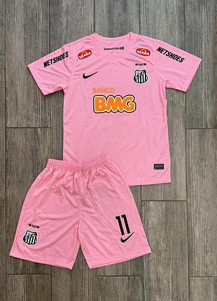 Дитяча футбольна форма рожева сантос неймар ретро найк santos neymar футболка та шорти 2012 nike