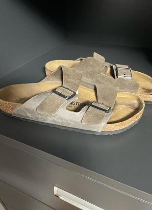 Birkenstock-шльопанці