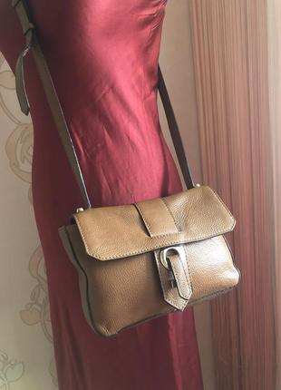 Практичная кожаная сумка кросс боди, натуральная кожа, рыжая6 фото