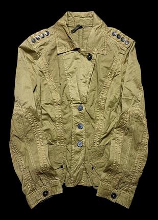Avantgarde asymmetrical jacket