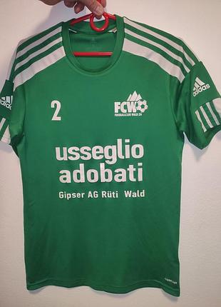 Спорт фірмова футболка футбольна adidas.s