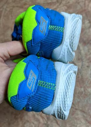 Sketchers go run 7