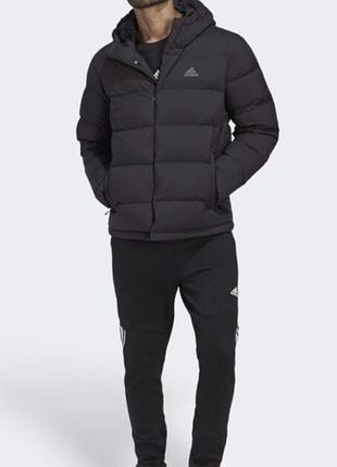 Курточка adidas, розмір m