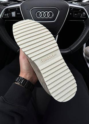 Reebok classic m sand 7